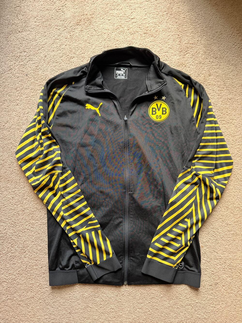 Puma Borussia Dortmund Black/Yellow Jacket 2018/19 Size Men’s Large